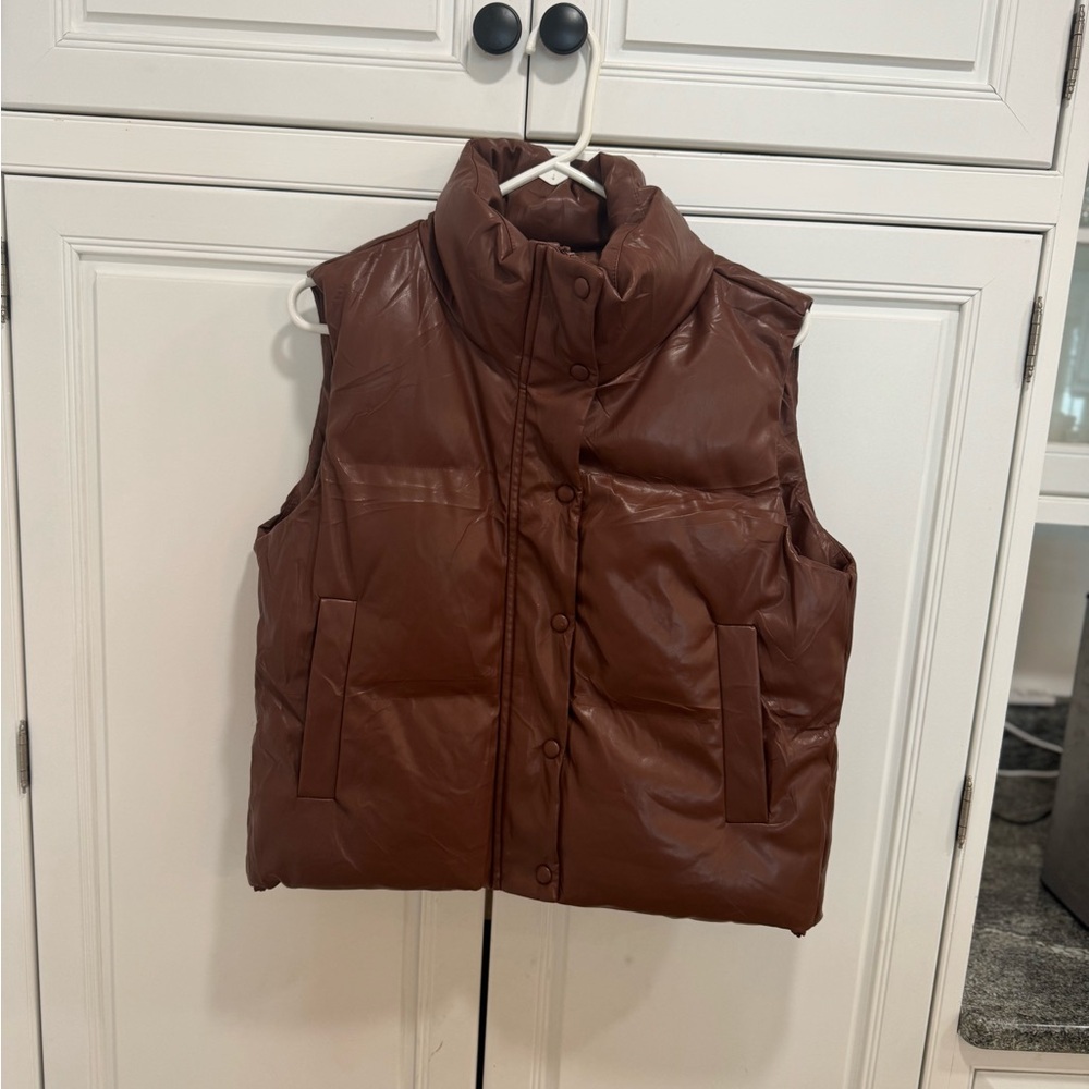 Nordstrom Splendid Brown Puffer Vest size small